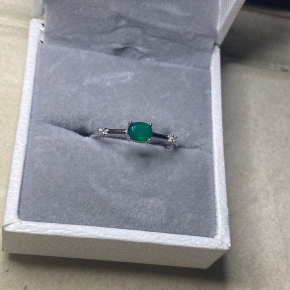 Natural Emerald ring - Picture 8 of 10